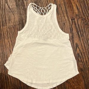 Sweaty Betty White Heathered Tank with Detailed back Size XS